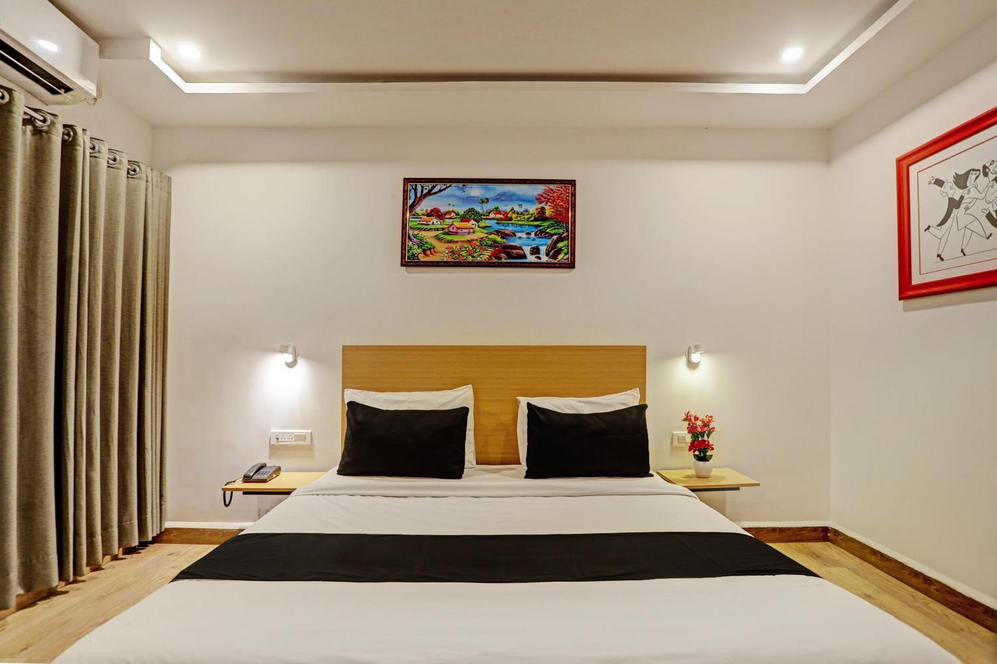 Super Townhouse Swain Heritage Bhubaneswar Exterior photo